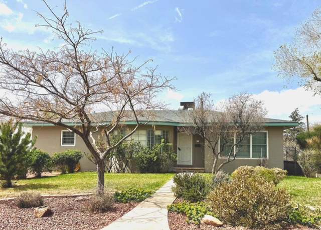 Property at 611 Carlisle Blvd SE, Albuquerque, NM 87106, 3 beds, 3 baths