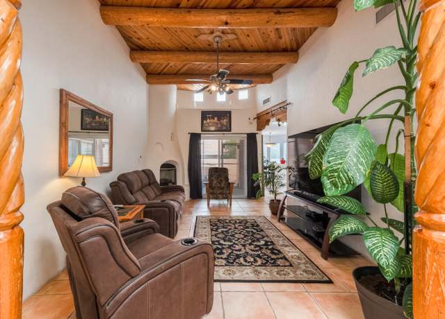 Property at 7605 Via Belleza SW, Albuquerque, NM 87121, 3 beds, 2 baths