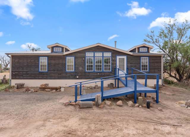 Property at 1243 Sunflower Ct, Belen, NM 87002, 3 beds, 2 baths