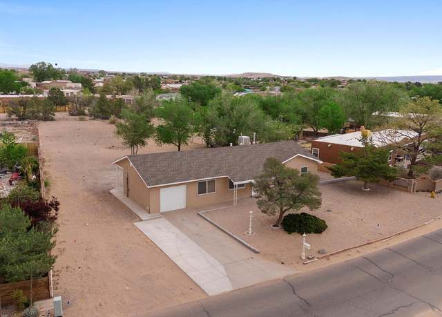 Property at 224 2nd St SE, Rio Rancho, NM 87124, 3 beds, 2 baths
