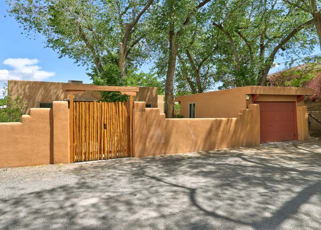 Property at 2334 Rio Grande Blvd NW, Albuquerque, NM 87104, 2 beds, 1 bath