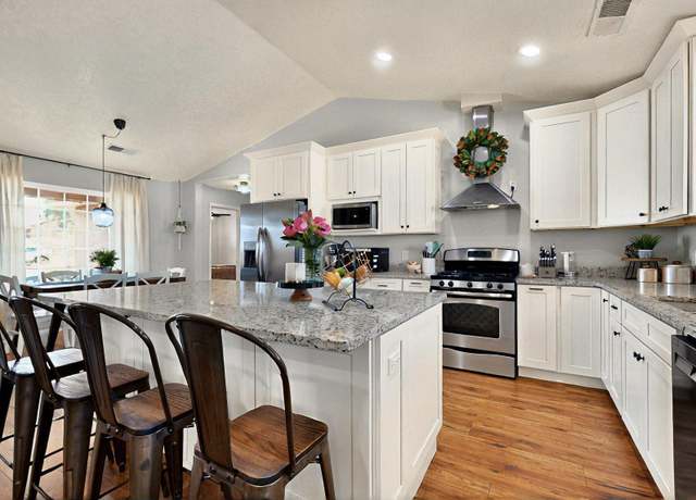 Property at 7021 Tampico Rd NE, Rio Rancho, NM 87144, 3 beds, 2 baths