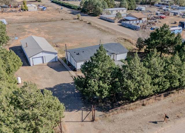 Property at 317 Frontier Rd, Clovis, NM 88101, 3 beds, 2 baths