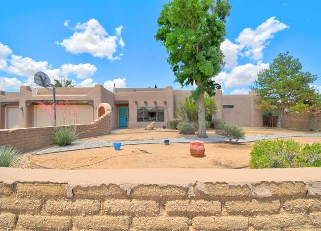 Property at 1901 Camino De Compania NW, Albuquerque, NM 87107, 3 beds, 2 baths