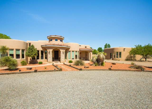 Property at 6908 Roble Blanco Dr SW, Albuquerque, NM 87105, 5 beds, 4 baths