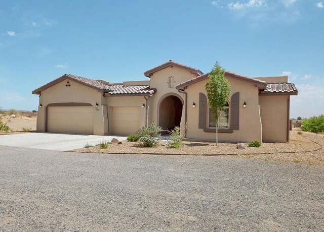 Property at 1001 Vista De Bosque SW, Los Lunas, NM 87031, 4 beds, 2.5 baths