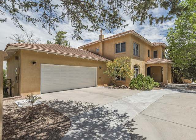 Property at 1208 Washington St NE, Albuquerque, NM 87110, 4 beds, 3.5 baths