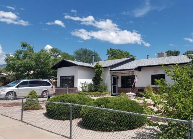 Property at 9206 Aztec Rd NE, Albuquerque, NM 87111, 2 beds, 2 baths