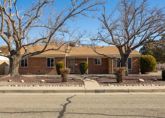Property at 1400 Bryn Mawr Dr NE, Albuquerque, NM 87106, 4 beds, 3 baths