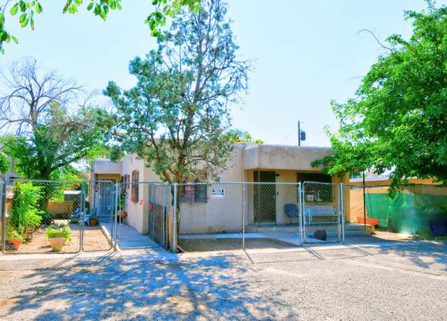 Property at 324/326 Charleston St NE, Albuquerque, NM 87108, 2 beds, 1 bath