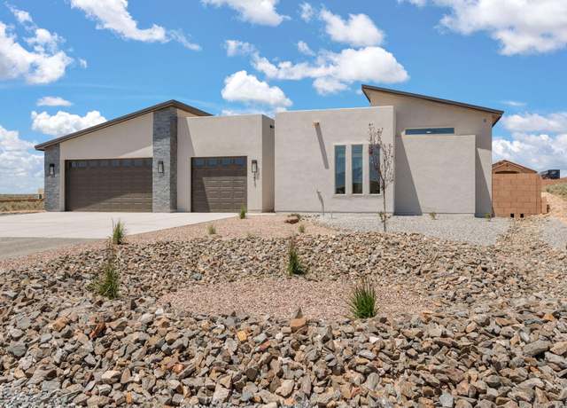 Property at 1413 6th St SE, Rio Rancho, NM 87124, 3 beds, 3 baths