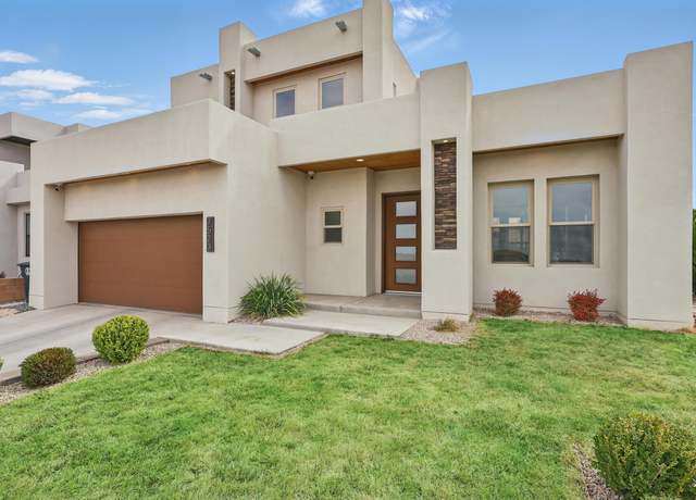 Property at 7523 Eagle Rock Ave NE, Albuquerque, NM 87113, 3 beds, 2.5 baths