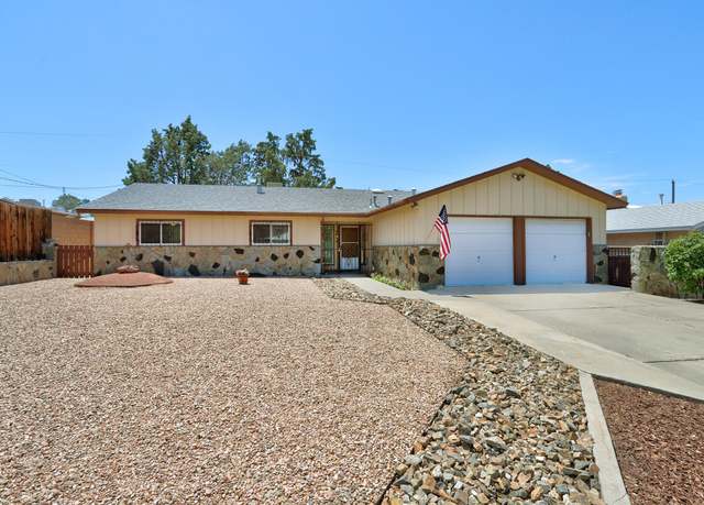 Property at 9418 Lagrima De Oro Rd NE, Albuquerque, NM 87111, 4 beds, 2.5 baths