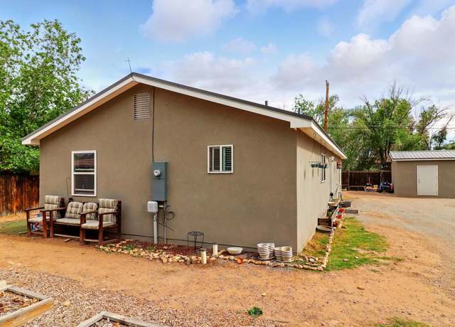Property at 3014 Sioux St NW, Albuquerque, NM 87107, 3 beds, 2 baths