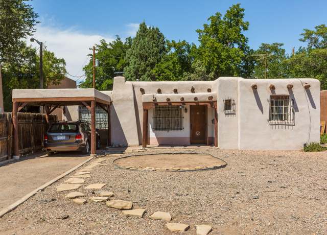 Property at 1311 Lead Ave SW, Albuquerque, NM 87102, 3 beds, 2 baths