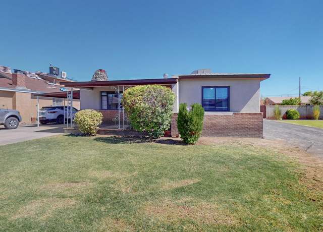 Property at 1718 Evergreen Dr SW, Albuquerque, NM 87105, 3 beds, 2 baths