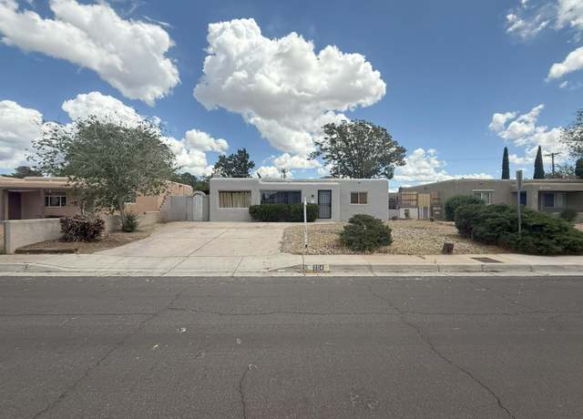 Property at 204 Laguayra Dr NE, Albuquerque, NM 87108, 3 beds, 2 baths