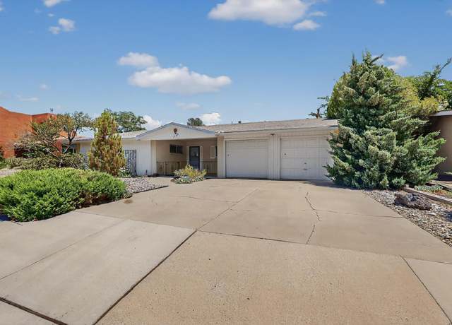 Property at 1104 California St NE, Albuquerque, NM 87110, 3 beds, 2 baths