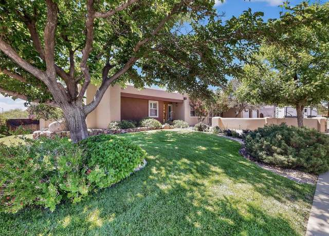 Property at 5501 Luna Del Oro Ct NE, Albuquerque, NM 87111, 5 beds, 2.5 baths
