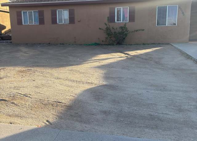 Property at 11100 Indian School Rd NE, Albuquerque, NM 87112, 3 beds, 1 bath