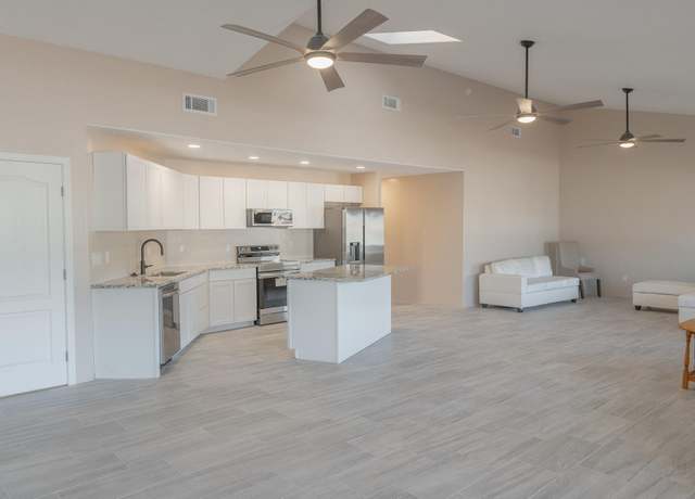 Property at 2330 Valle Del Sol Ct SW, Albuquerque, NM 87105, 3 beds, 2 baths