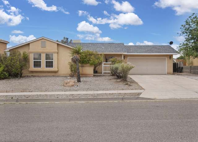 Property at 7032 Glen Hills Dr NE, Rio Rancho, NM 87144, 3 beds, 2 baths