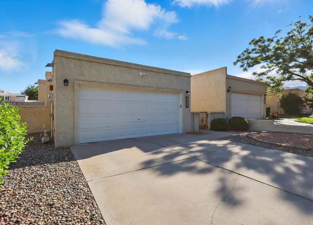 Property at 11009 Malaguena Ln NE, Albuquerque, NM 87111, 3 beds, 2 baths