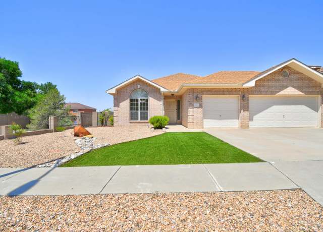 Property at 8401 Calle Soquelle NE, Albuquerque, NM 87113, 3 beds, 2 baths