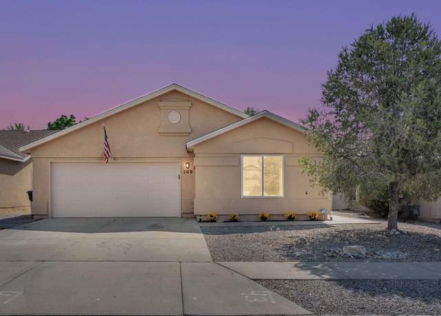Property at 508 Talladega St SE, Albuquerque, NM 87123, 3 beds, 2 baths