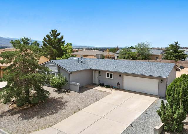 Property at 7312 Pechora Dr NE, Rio Rancho, NM 87144, 3 beds, 2 baths