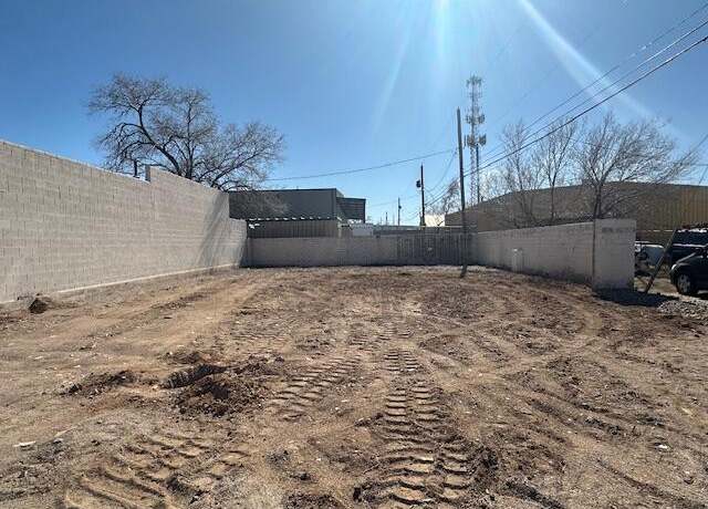 Property at 8520 Trumbull Ave SE, Albuquerque, NM 87108