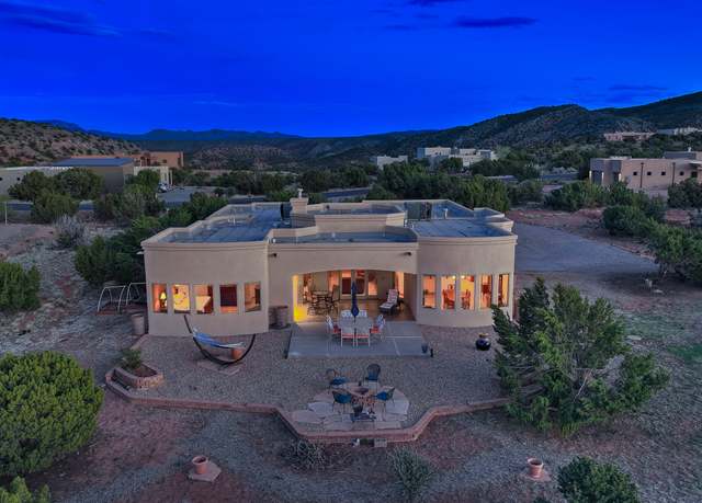 Property at 255 Diamond Tail Rd, Placitas, NM 87043, 4 beds, 3 baths