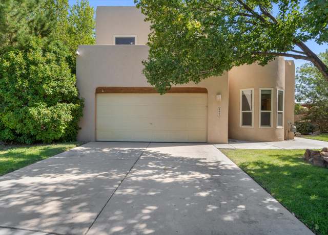 Property at 600 Flint Ridge Trl SE, Albuquerque, NM 87123, 4 beds, 2.5 baths