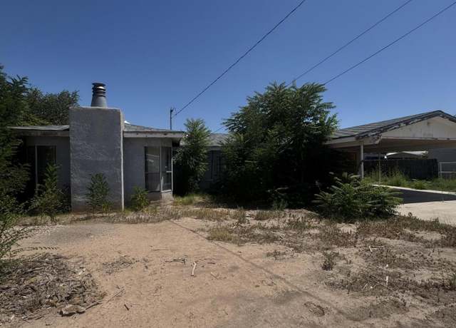 Property at 661 A Jarales Rd, Belen, NM 87002, 4 beds, 2 baths