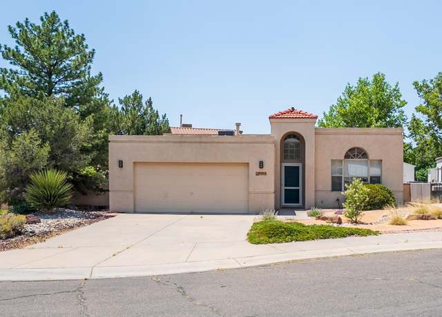 Property at 8109 Oakland Ave NE, Albuquerque, NM 87122, 3 beds, 2 baths