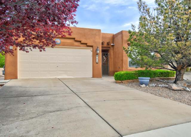 Property at 1015 Via Tomas NE, Albuquerque, NM 87113, 4 beds, 2 baths