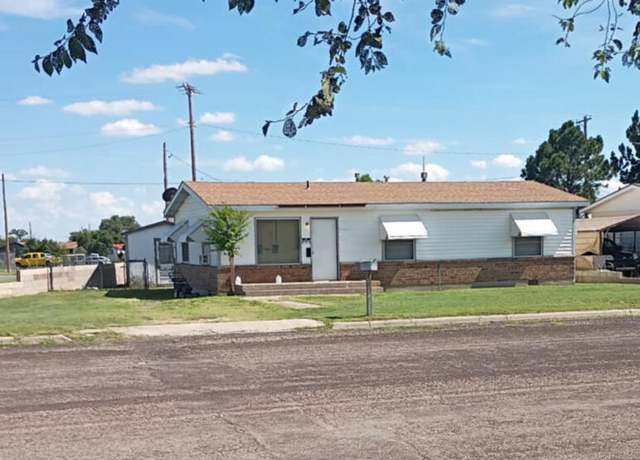 Property at 714 Locust St, Clayton, NM 88415, 3 beds, 1.5 baths