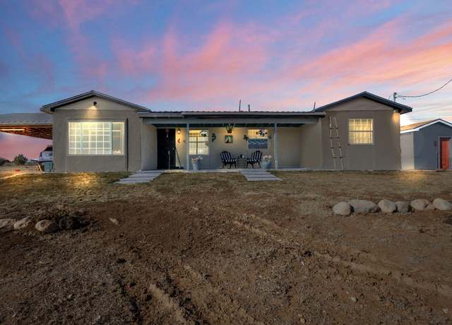 Property at 580 E Torreon Heights Rd, Estancia, NM 87016, 4 beds, 2 baths