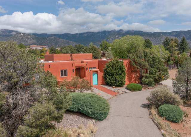 Property at 1704 Quail Run Ct NE, Albuquerque, NM 87122, 4 beds, 2.5 baths