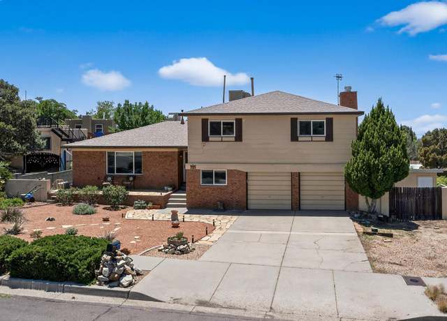 Property at 715 Parkside Dr NE, Albuquerque, NM 87123, 4 beds, 2.5 baths
