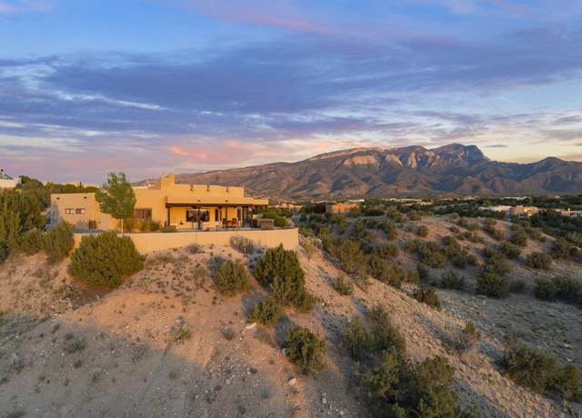 Property at 2 Rainbow Trail Rd, Placitas, NM 87043, 3 beds, 2 baths