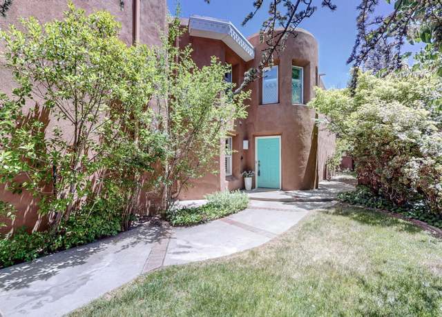 Property at 2904 Calle De Alamo NW, Albuquerque, NM 87104, 3 beds, 3 baths