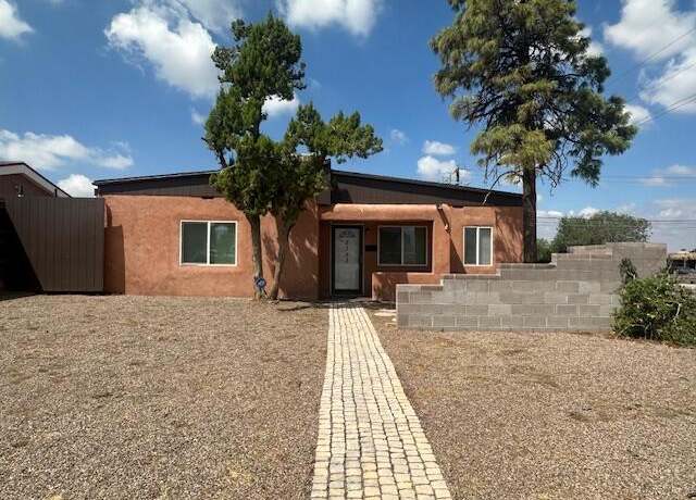 Property at 2133 Valencia Dr NE, Albuquerque, NM 87110, 3 beds, 1 bath