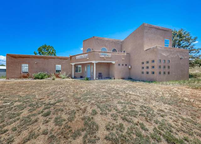 Property at 131 Five Hills Dr, Tijeras, NM 87059, 3 beds, 2.5 baths