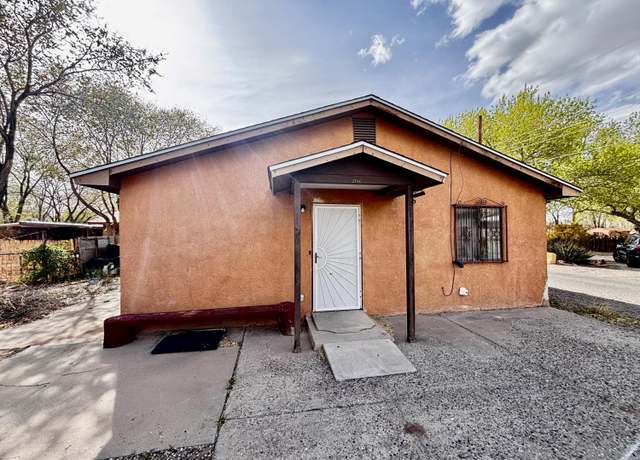 Property at 2916 Camilo Ln NW, Albuquerque, NM 87104, 2 beds, 1 bath