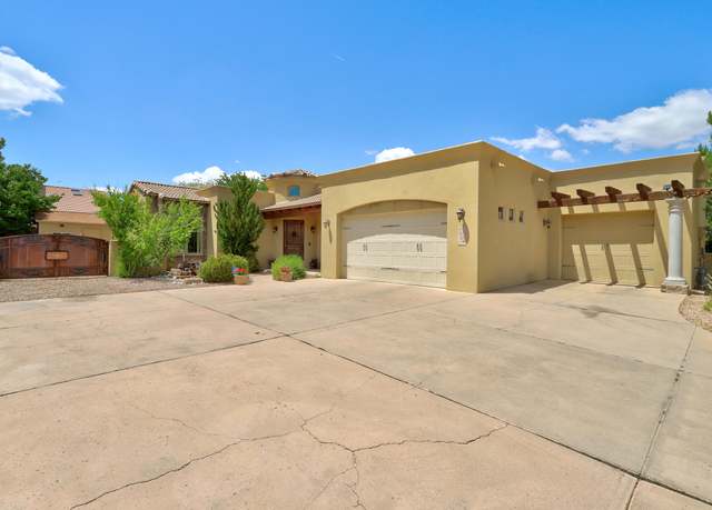 Property at 7604 Florence Ave NE, Albuquerque, NM 87122, 4 beds, 2.5 baths