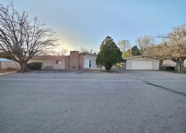 Property at 1211 Presidio Pl SW, Albuquerque, NM 87105, 4 beds, 2 baths