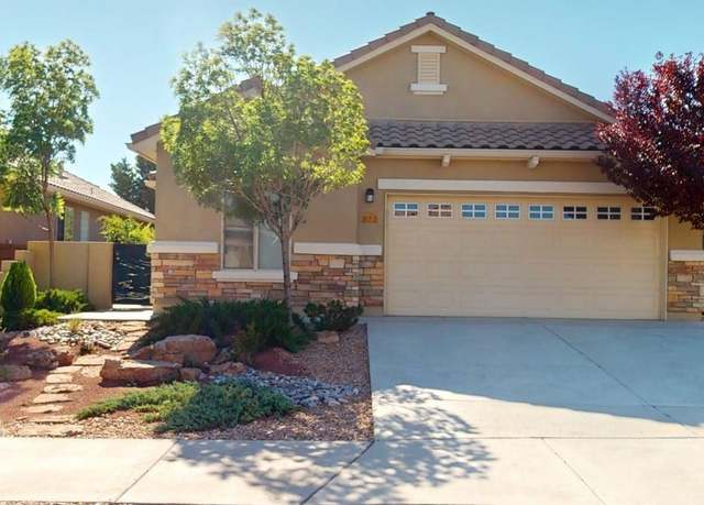 Property at 872 Golden Yarrow Trl, Bernalillo, NM 87004, 2 beds, 2 baths