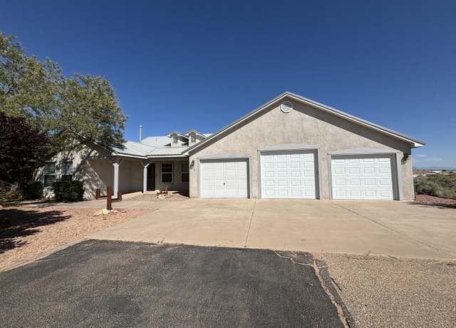 Property at 2172 Sonora Rd NE, Rio Rancho, NM 87144, 3 beds, 2 baths