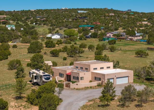 Property at 27 Abajo Dr, Edgewood, NM 87015, 3 beds, 2 baths